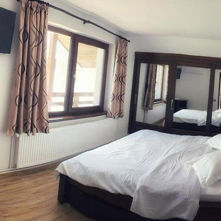 Casa Maria Dubova Villa Екстериор снимка